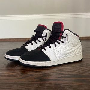 Nike Youth Retro Air Jordans